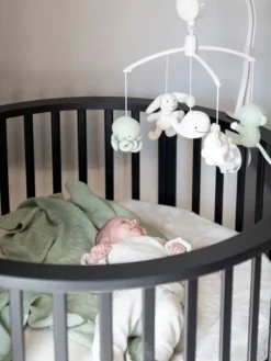 Sale - mobile pinnasänkyyn Animals laurel green/warm linen Mobilet