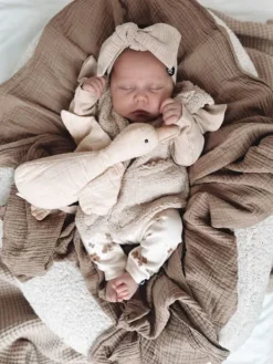 Hot Babystyling vauvan röyhelöbody Sand Sisävaatteet