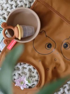 Discount Cherub Baby - Fresh Food Feeder vauvalle - Caramel/Mimosa Ruokailuhetkiin