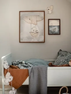 Online FLYING WHALE 40x50 Julisteet Ja Printit