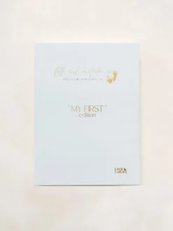Outlet Musteeton Milestone -korttisarja “My First” – Vauvan ensimmäiset hetket ja juhlapäivät Vauvakirjat Ja Kortit