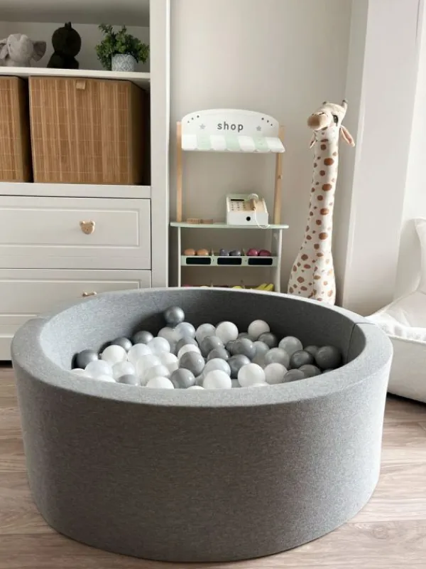 Online Pehmeä pallomeri + pallot (valitse värit), dark grey Lasten Pallomeret