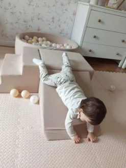 Clearance Pehmustettu pallomeri, leikkialusta, liukumäki ja portaat - Beige Lasten Pallomeret