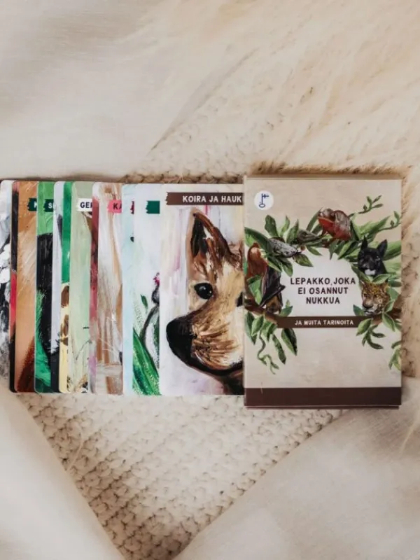 3 satukorttipakkaa pakettihintaan Vauvakirjat Ja Kortit