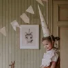 Outlet Vedenpitävä ruokalappu, Birthday Bunny | Ruokailuhetkiin