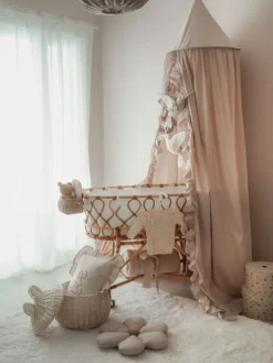 Outlet Vuodekatos jossa etuosassa röyhelö, beige Sängyt, Kehdot Ja Vaaterekit|Verhokatokset