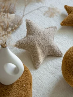 - Tähtityyny Teddy Biscuit Sisustustyynyt